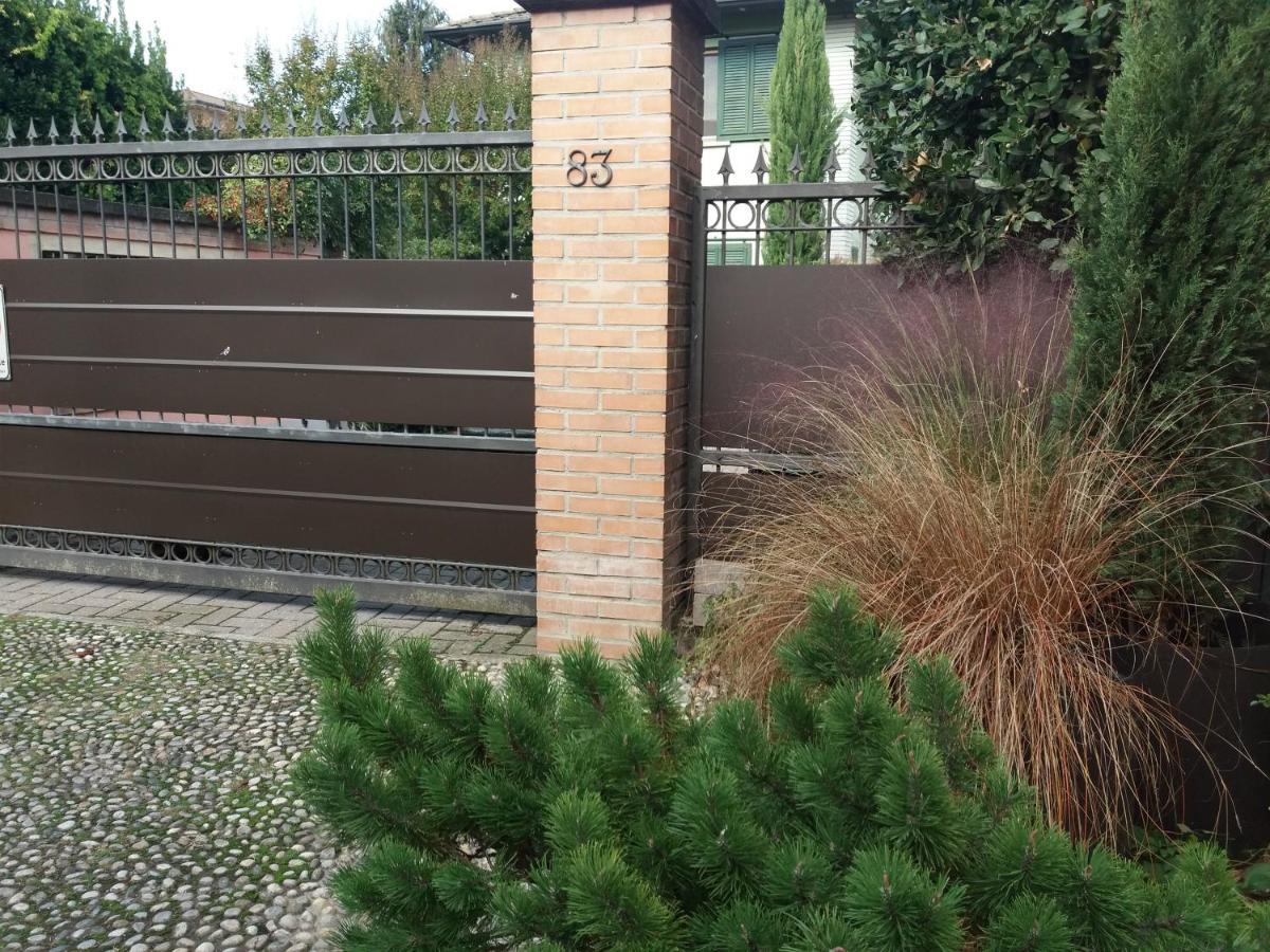 Il Cortiletto Bed & Breakfast Quartiano Exterior photo