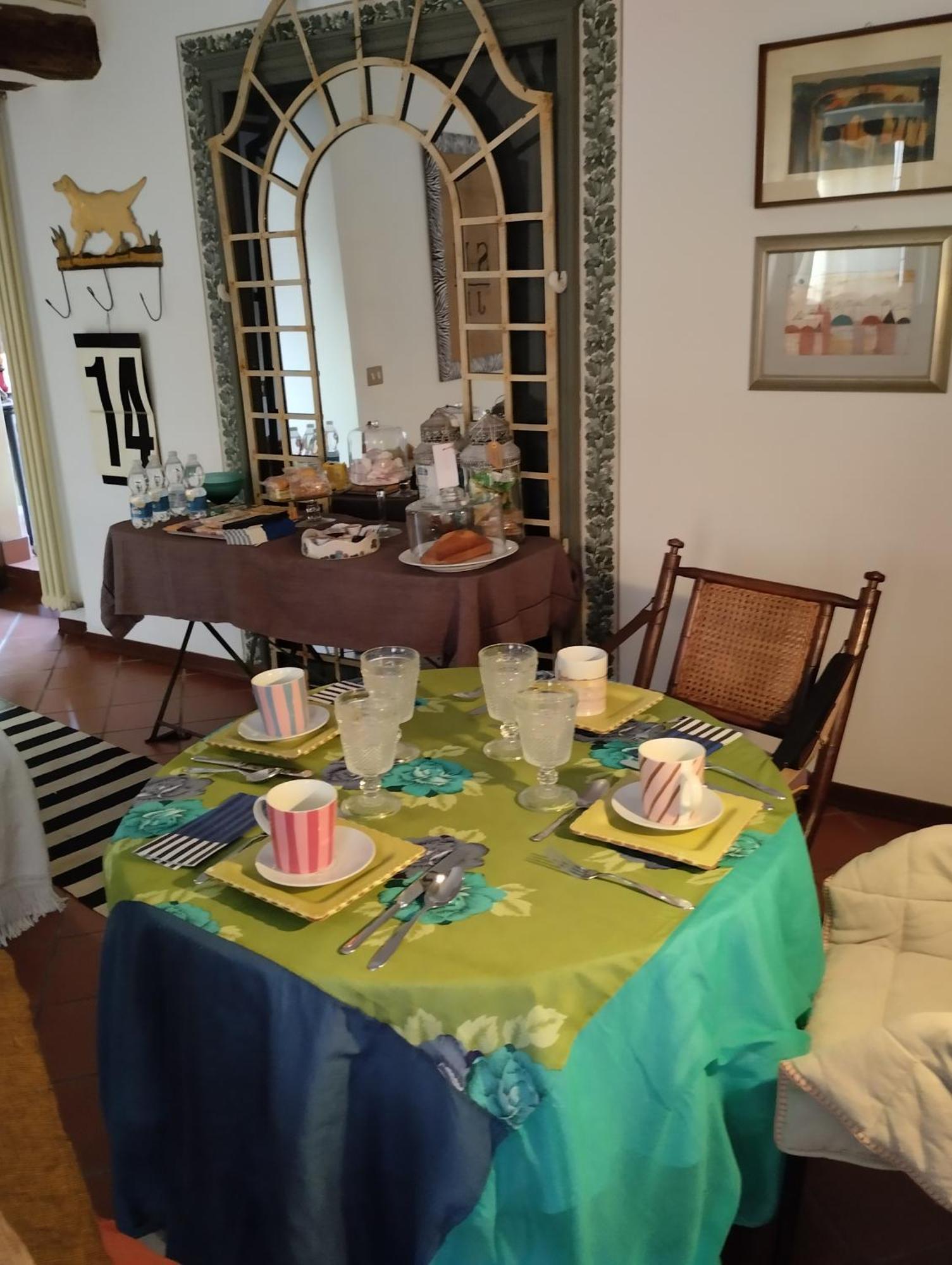 Il Cortiletto Bed & Breakfast Quartiano Exterior photo