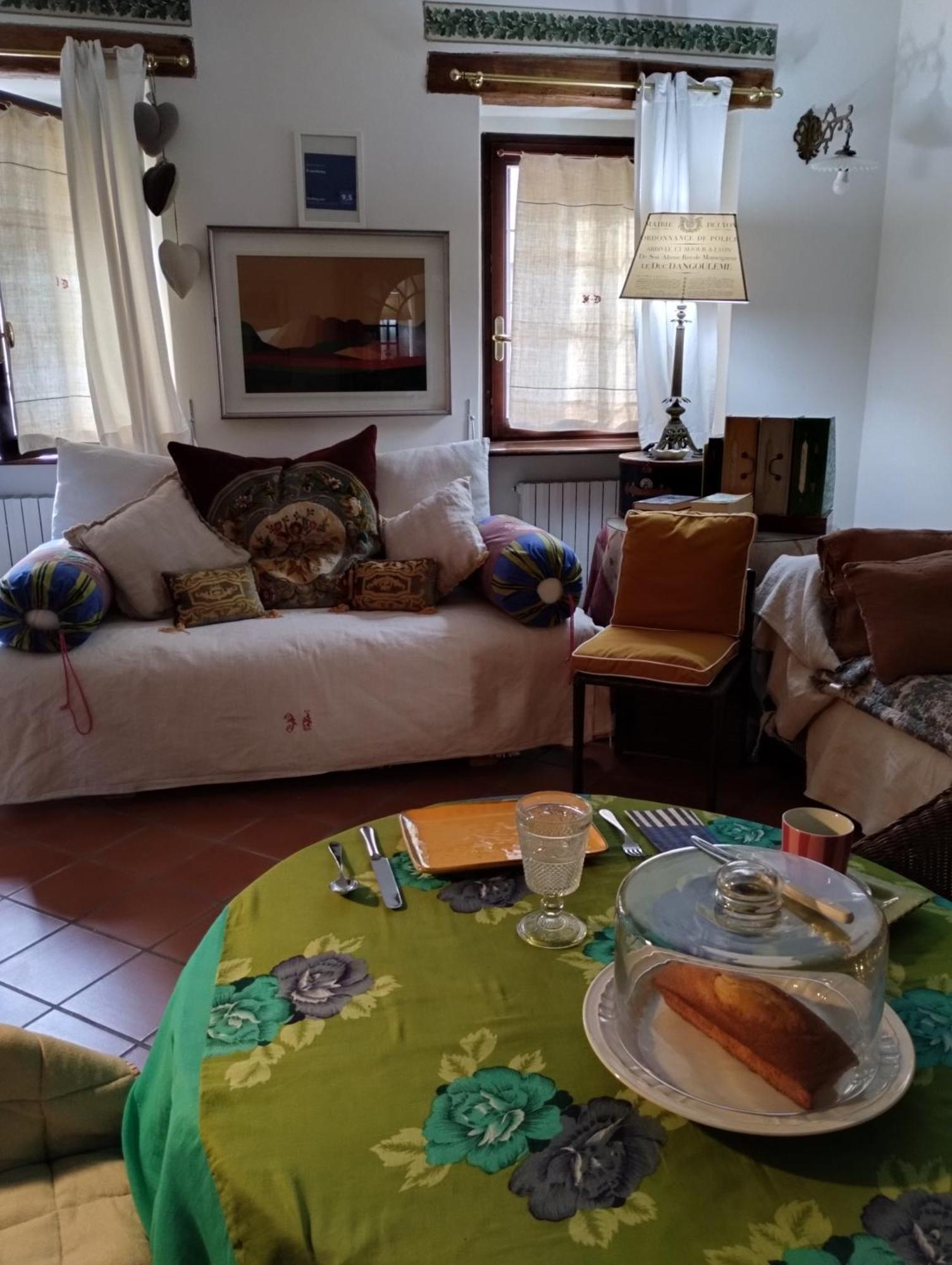 Il Cortiletto Bed & Breakfast Quartiano Exterior photo